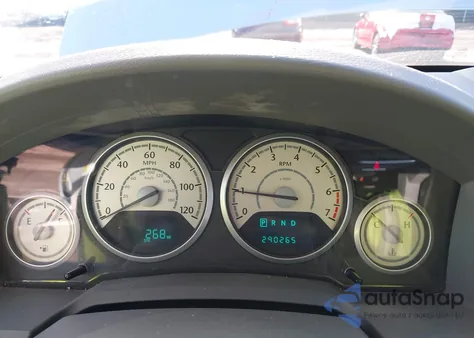 2008 Chrysler Town & Country Touring из США, поврежденный, VIN 2A8HR54PX8R121531